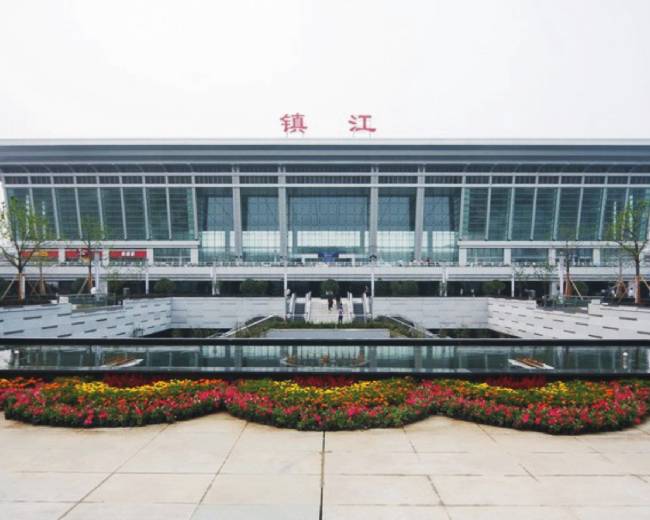 镇江高铁站广告钜惠招商  独家代理 高铁灯箱广告