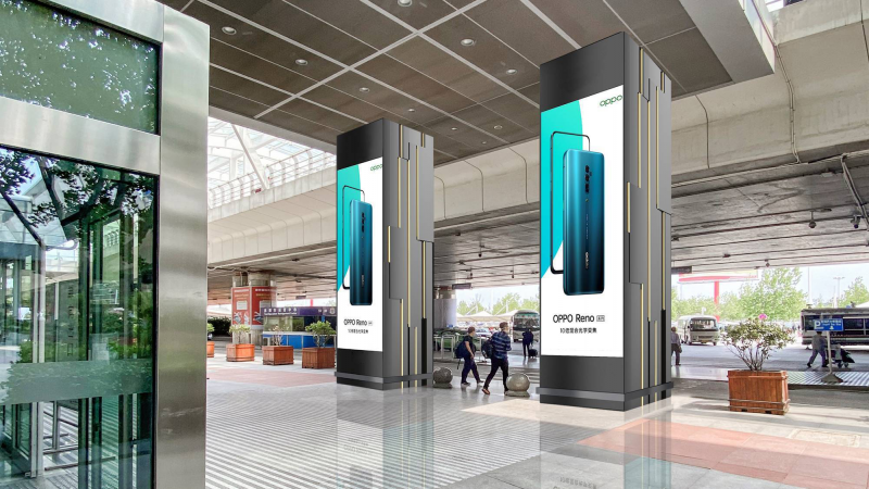 合肥新桥国际机场到达车道 LED包柱广告