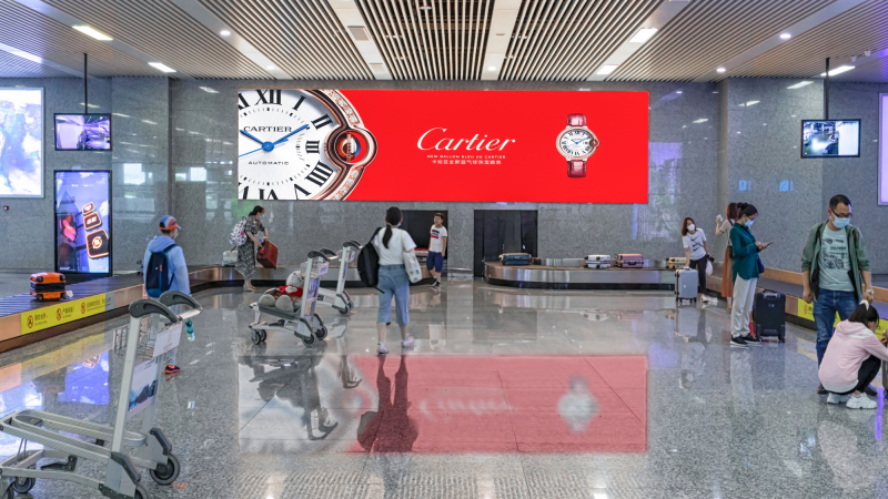 张家界荷花国际机场到达行李转盘墙面LED大屏广告